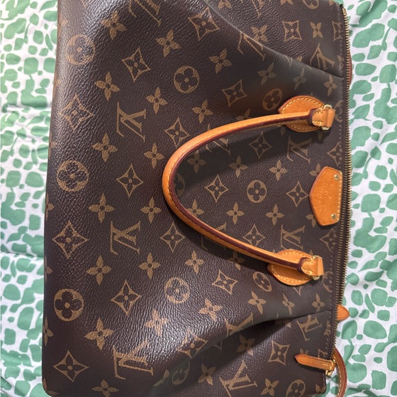 Louis Vuitton Turenne GM size - Picture 1 of 14
